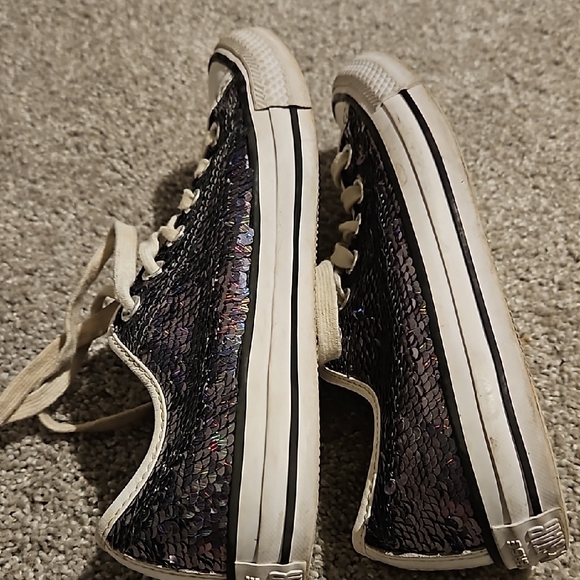 Converse Sneakers - Sparkly Multicolor.hologram - Picture 3 of 6